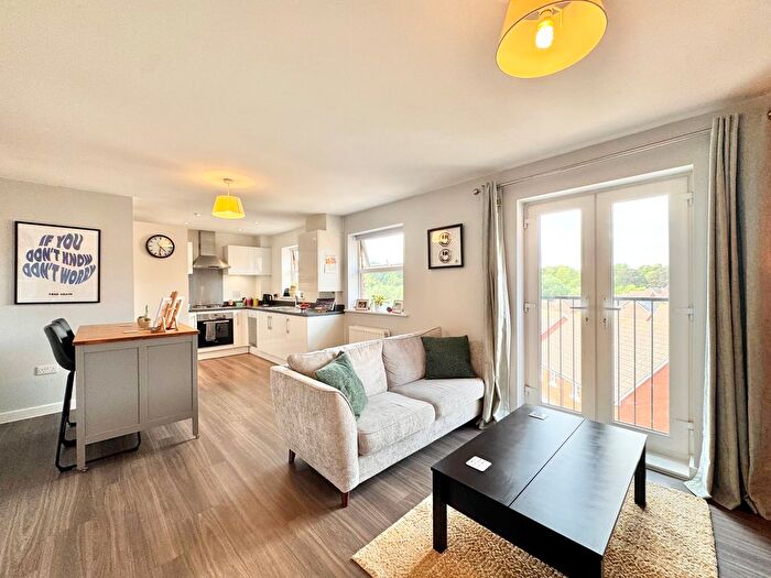 2 Bedroom Flat To Rent In Meridian Rise, Ipswich, IP4