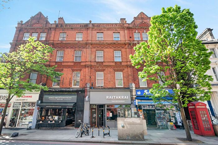 3 Bedroom Flat To Rent In Earls Court Road (), Earls Court, London, SW5