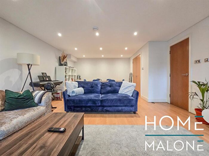 2 Bedroom Flat For Sale In Owen Street, EC1V