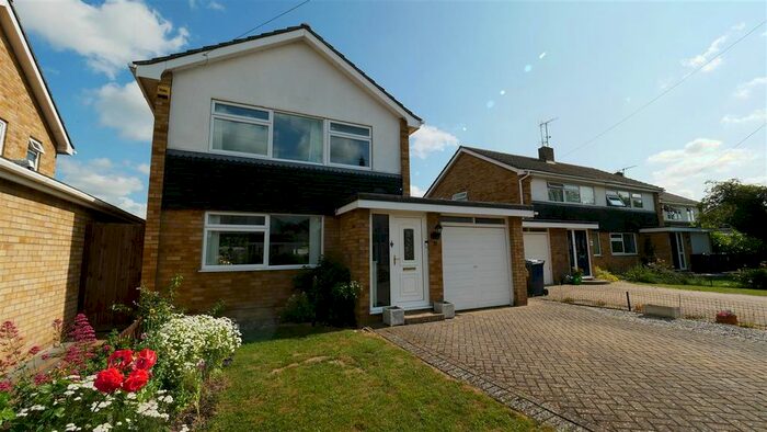 3 Bedroom Detached House To Rent In Fairfields, St. Ives, Huntingdon, PE27