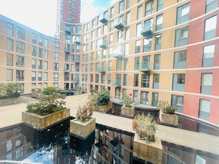 2 Bedroom Flat For Sale In Essex Street, Birmingham, B5