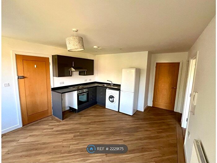 1 Bedroom Flat To Rent In Furze Court, Fareham, PO16