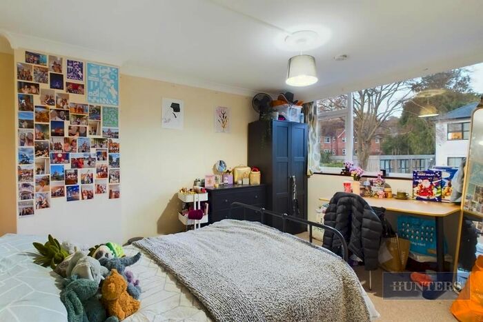 4 Bedroom Terraced House To Rent In Sparkford Close, Winchester, SO22