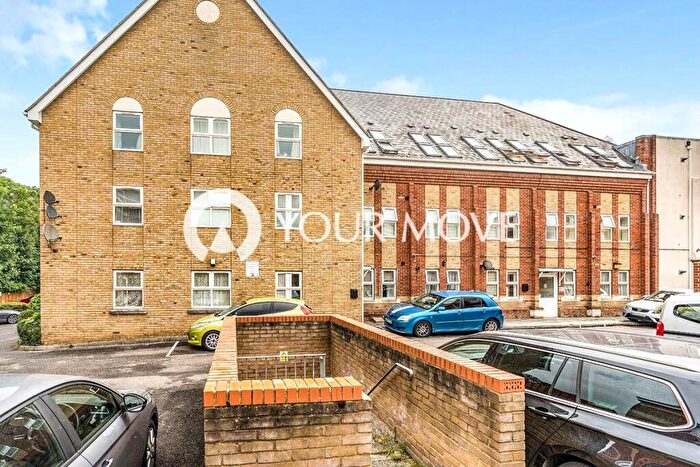 1 Bedroom Flat To Rent In Trafalgar Street, Gillingham, Kent, ME7