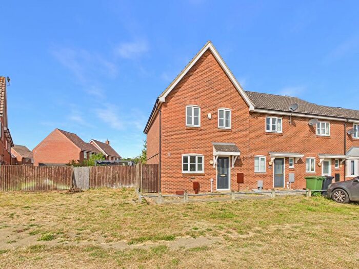 3 Bedroom Terraced House For Sale In Rembrandt Court, Downham Market, PE38