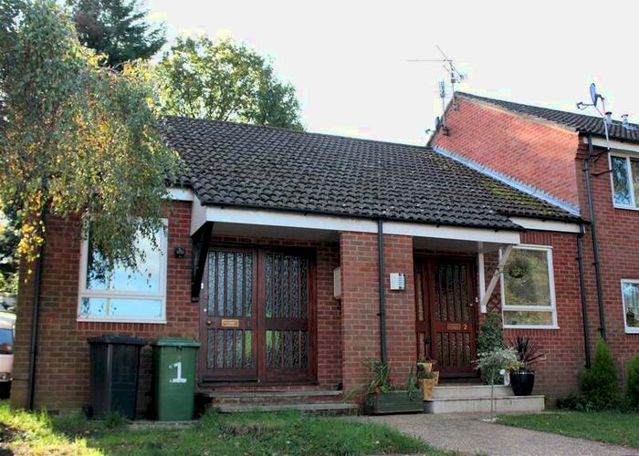 1 Bedroom End Of Terrace House To Rent In Richmond Close, Whitehill, GU35