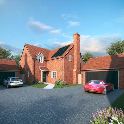 4 Bedroom Detached House For Sale In The Paddocks, Cubbington, CV32