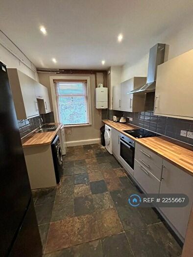4 Bedroom Terraced House To Rent In Brailsford Road, Manchester, M14