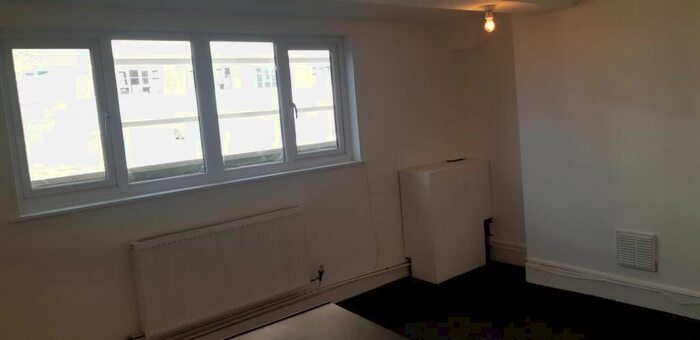 1 Bedroom Flat To Rent In Amhurst Road, Hackney, London, E8