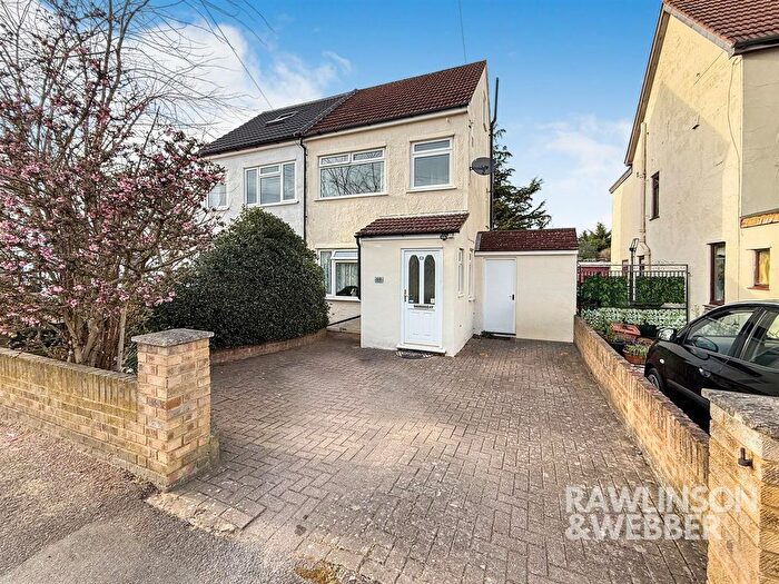 3 Bedroom Semi-Detached House To Rent In Upper Farm Road, West Molesey, KT8
