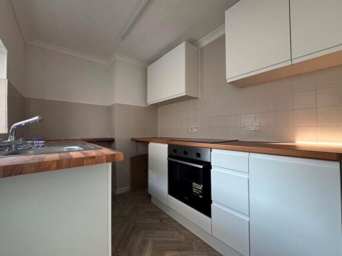 2 Bedroom Terraced House To Rent In William Street, Sittingbourne, ME10