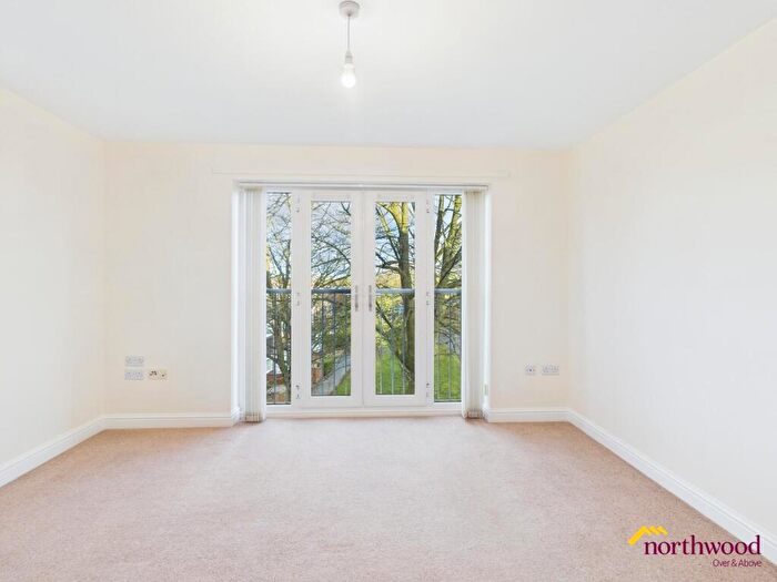 2 Bedroom Apartment To Rent In Victoria Street, Silverdale, ST5
