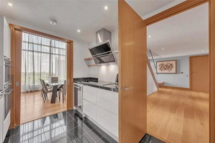 3 Bedroom Flat To Rent In Melrose Apartments, Winchester Road, Belsize Park, NW3