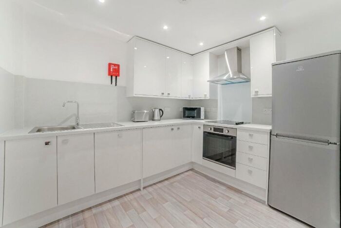 4 Bedroom Flat To Rent In Spottiswoode Street, Marchmont, Edinburgh, EH9