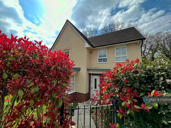 4 Bedroom Detached House To Rent In Chapel Walk, Penygarn, Pontypool, NP4
