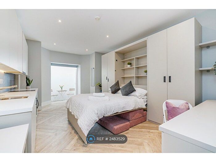 Studio To Rent In Ackley House, London, W5