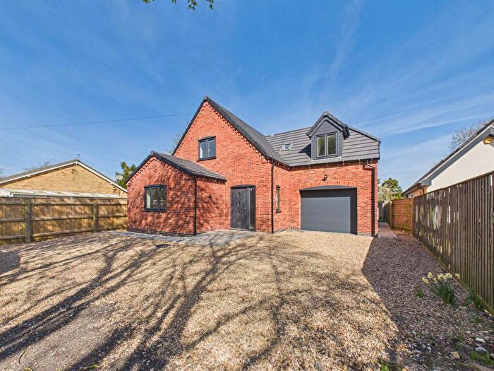 4 Bedroom Detached House For Sale In Main Road, Maltby Le Marsh, Alford, LN13