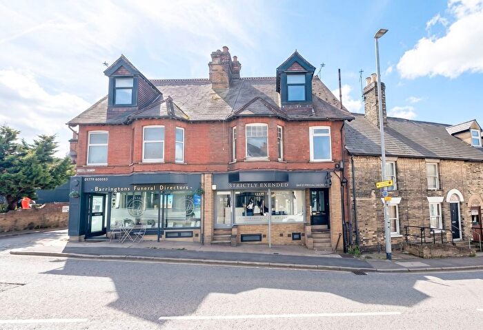 2 Bedroom Flat To Rent In Hockerill Street, Bishop's Stortford, CM23