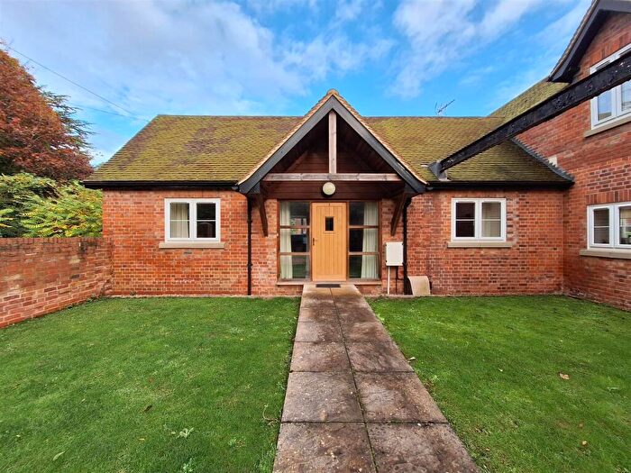 1 Bedroom Cottage To Rent In Grange Lodge, RG2