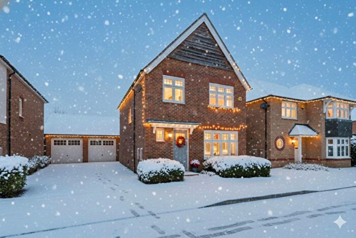 3 Bedroom Detached House For Sale In Medlar Street, Weston Turville, HP22