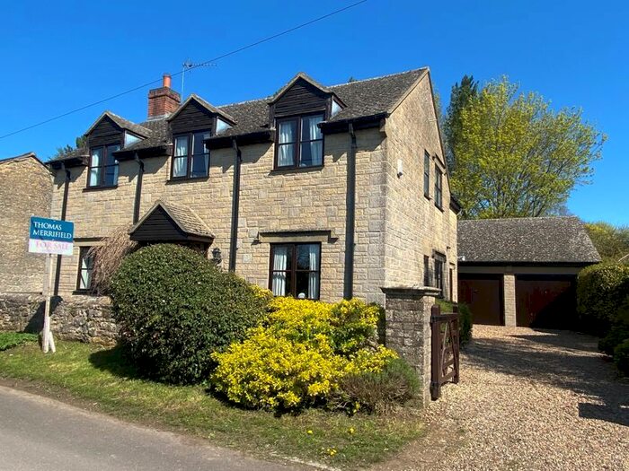 4 Bedroom Detached House For Sale In South Street, Caulcott, Bicester, OX25