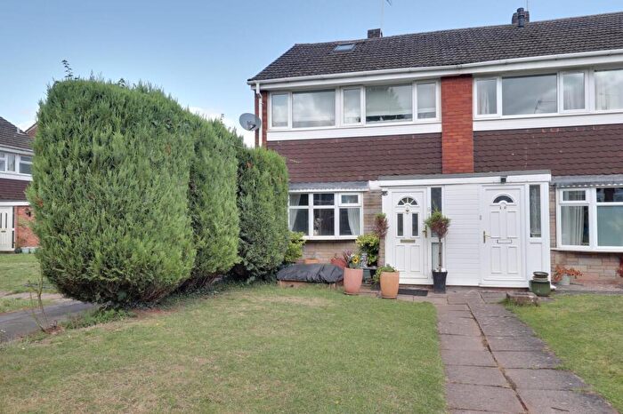 3 Bedroom End Of Terrace House For Sale In Grange Road, Penkridge, ST19