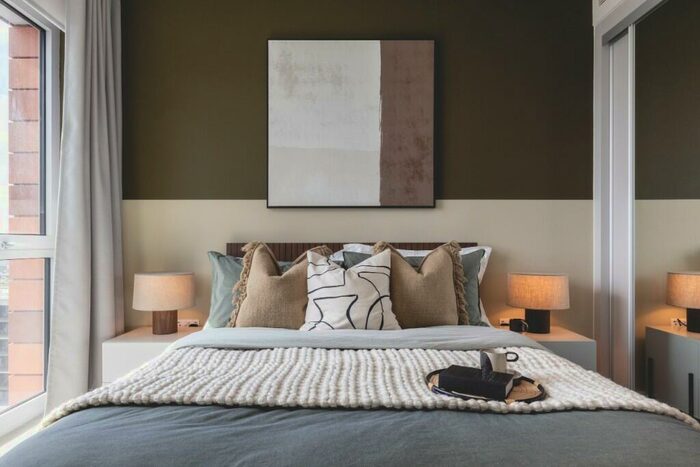 2 Bedroom Apartment To Rent In Nine Elms Lane, London, SW11