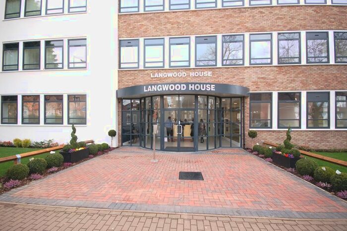 1 Bedroom Flat To Rent In High Street, Rickmansworth, WD3