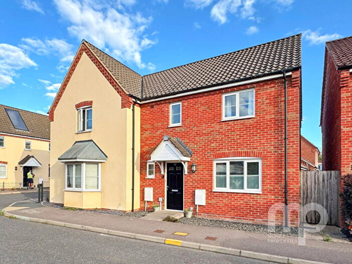 3 Bedroom Semi-Detached House For Sale In Albini Way, Wymondham, NR18