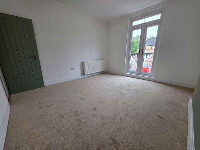 2 Bedroom Maisonette To Rent In Ashburnham Road, Luton, Bedfordshire, LU1