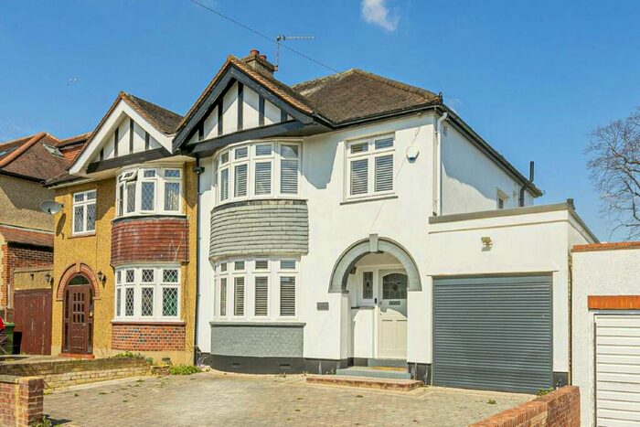 3 Bedroom Semi-Detached House To Rent In Herne Road, Surbiton, KT6