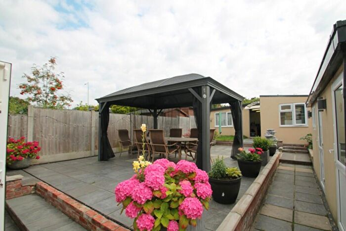 3 Bedroom Semi-Detached House To Rent In Manford Way, Chigwell, Essex, IG7