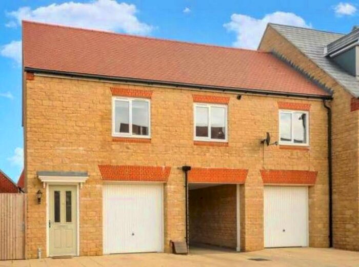 2 Bedroom House To Rent In Ascot Way, Bicester, Oxfordshire, OX26