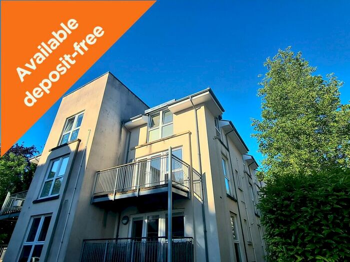 2 Bedroom Apartment To Rent In Archers Road, Southampton, SO15