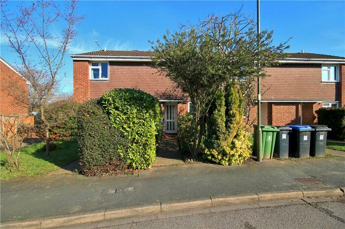 2 Bedroom Terraced House To Rent In Ashton Road, Woking, Surrey GU21