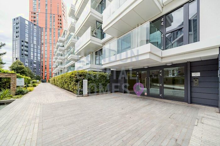 2 Bedroom Flat To Rent In Rm/Flat Brent House, London, SW8