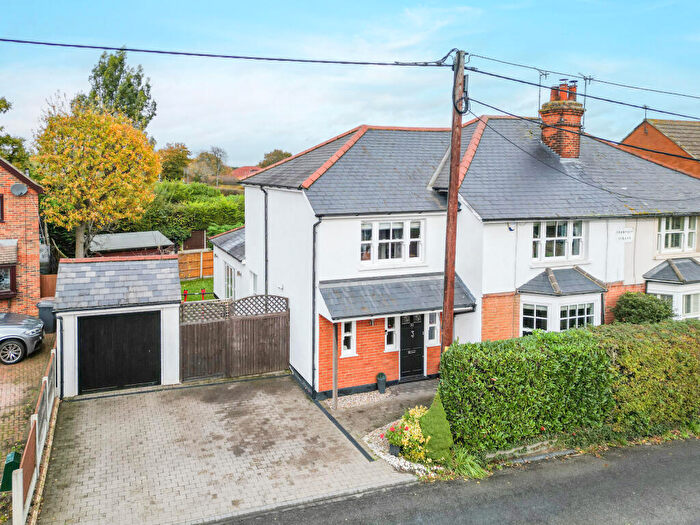 4 Bedroom Semi-Detached House For Sale In Heath Road, Ramsden Heath, Billericay, CM11