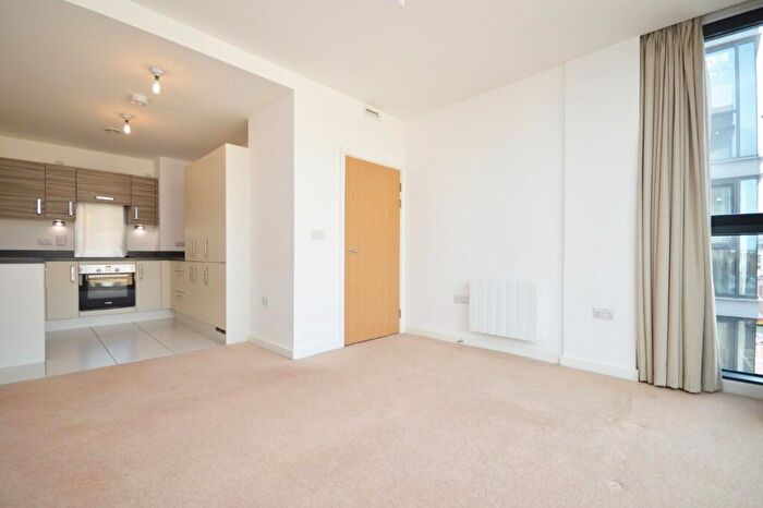 1 Bedroom Flat To Rent In Canons Way, Bristol, BS1