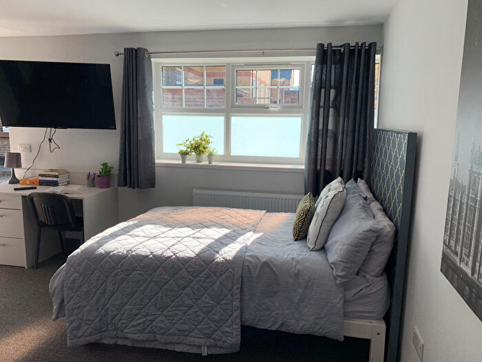 1 Bedroom Flat To Rent In Green Street, Gillingham, ME7