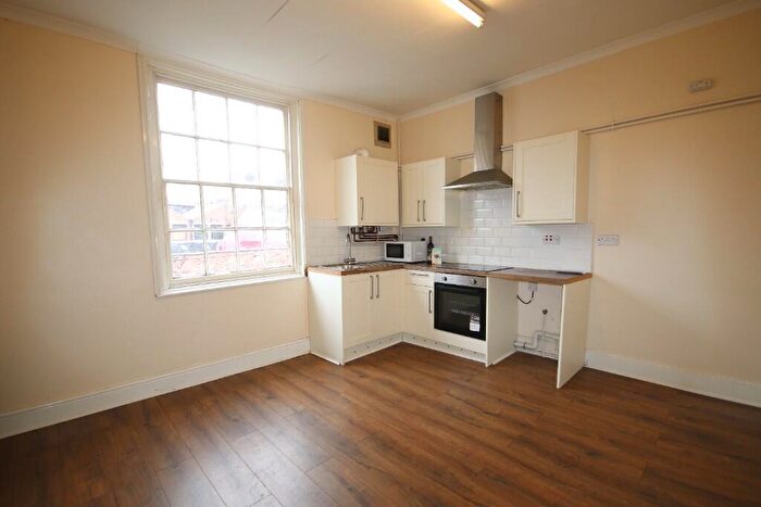 2 Bedroom Apartment To Rent In York House, City Centre, DE1