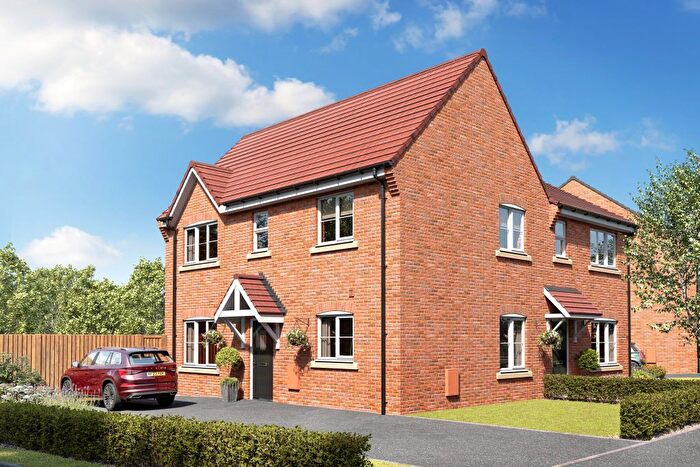 3 Bedroom Town House For Sale In Red Lane, South Normanton, Alfreton, DE55