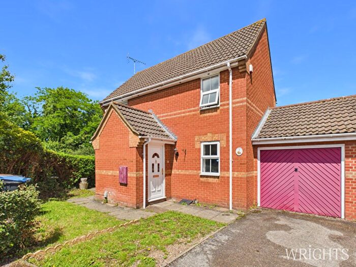 3 Bedroom Detached House For Sale In Cooks Way, Hatfield, AL10