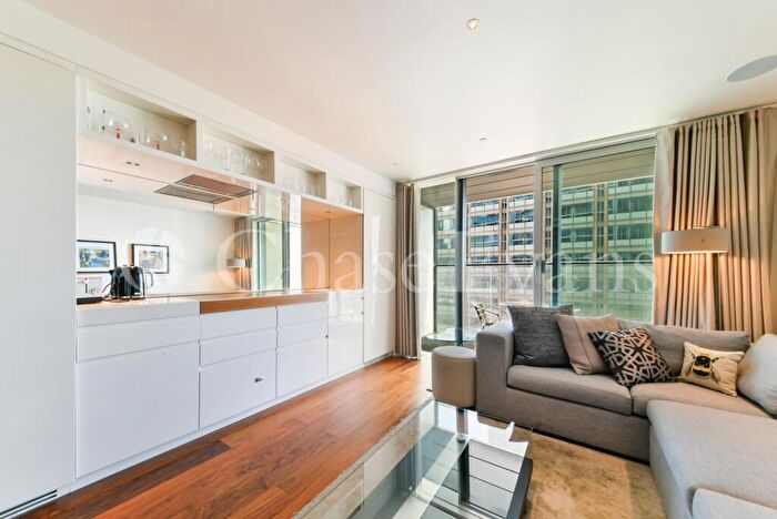 Flat To Rent In Milton Court, Moor Lane, The City Of London, London, EC2Y