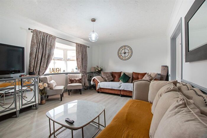 4 Bedroom Detached House For Sale In Park Mews, Wellingborough, NN8