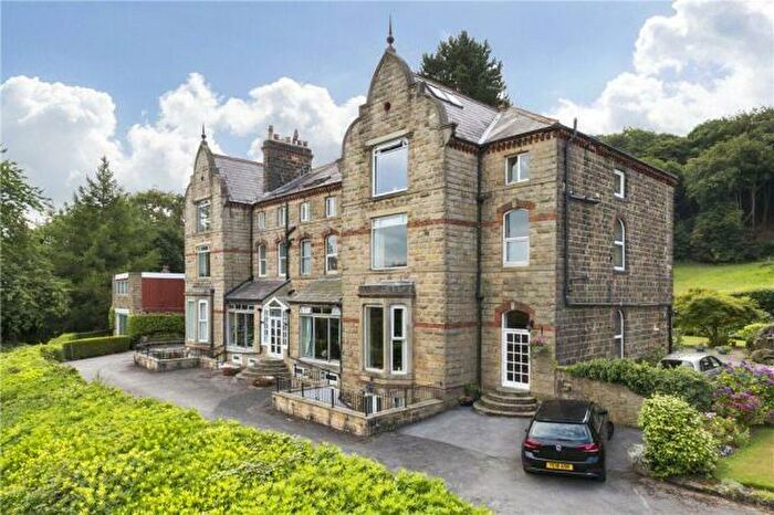 1 Bedroom Apartment To Rent In West Chevin Road, Otley, LS21