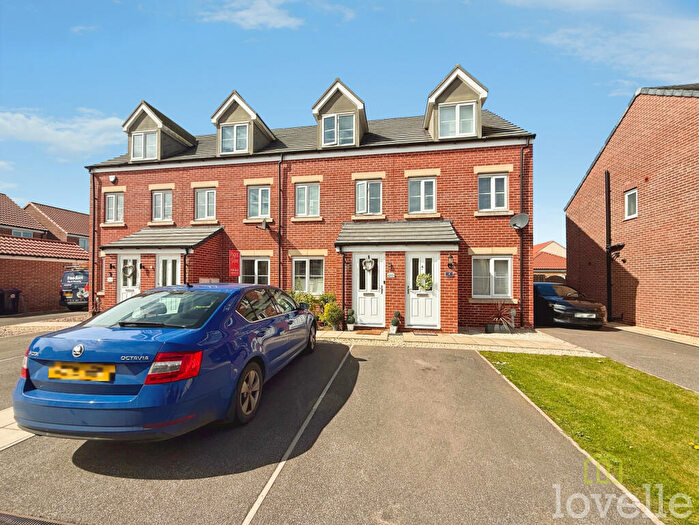 3 Bedroom Town House For Sale In Wordsall Close, Waddington, LN5