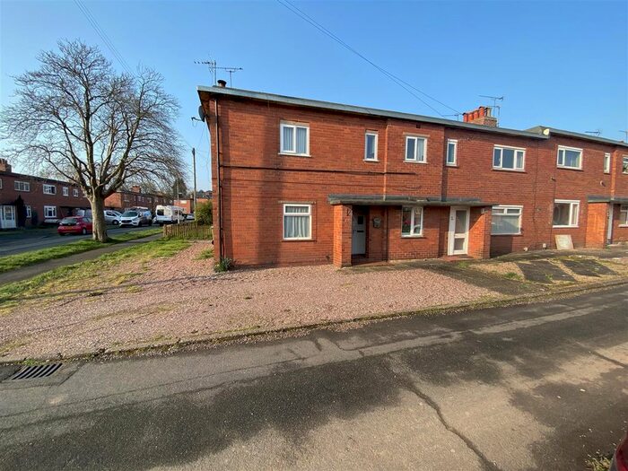 1 Bedroom Flat To Rent In Green Close, Stone, ST15