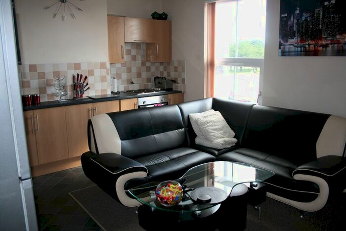 1 Bedroom Flat To Rent In Cleveland Street, Hull, HU8