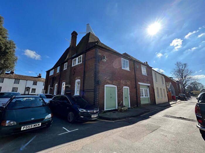 Studio To Rent In The Old Oast, Canterbury Ref -, CT1