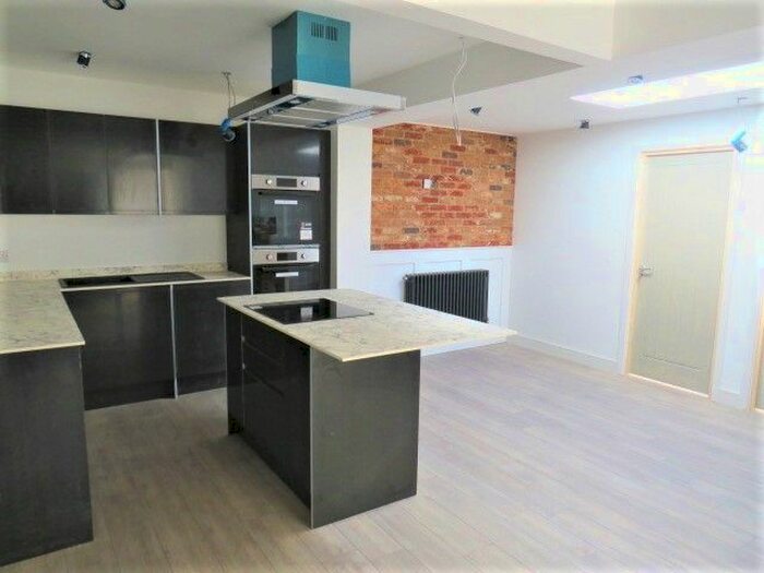 6 Bedroom Property To Rent In Stoke Hill, Exeter, EX4